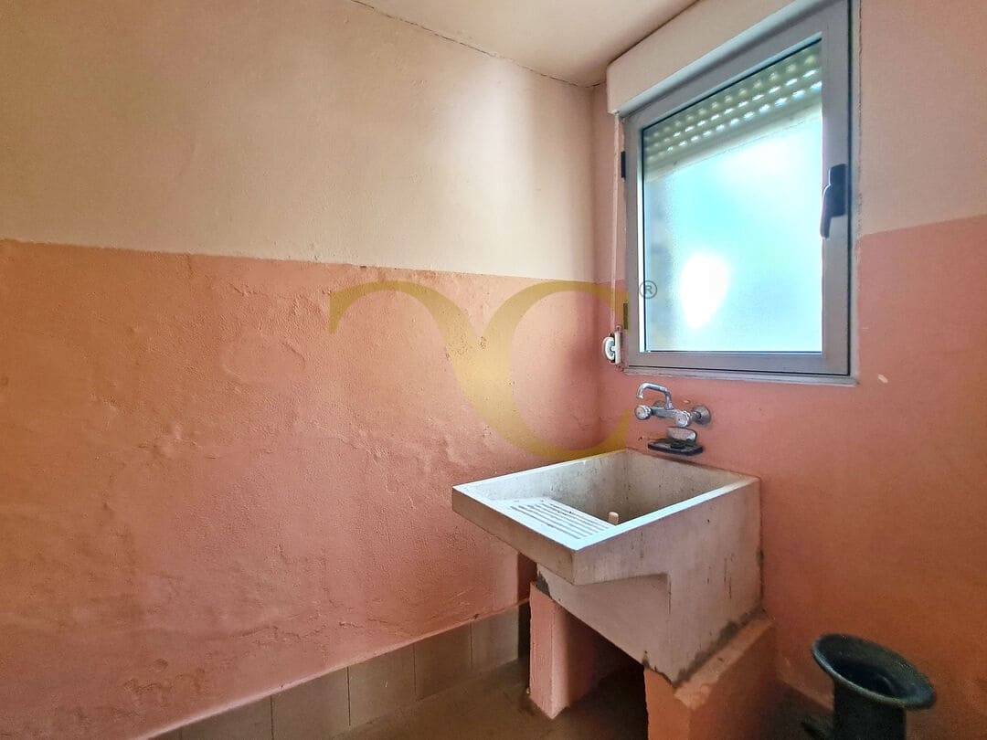 6 bedroom Flat for sale in Villaviciosa - € 650,000 (Ref: 9559334)