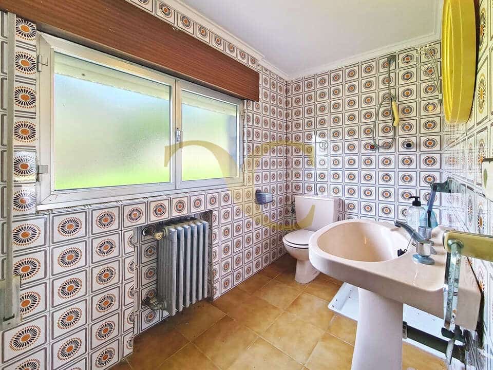 6 bedroom Flat for sale in Villaviciosa - € 650,000 (Ref: 9559334)