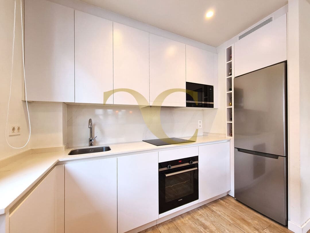 2 makuuhuone Asunto myytävänä paikassa Gijon - 390 000 € (Ref: 9559336)