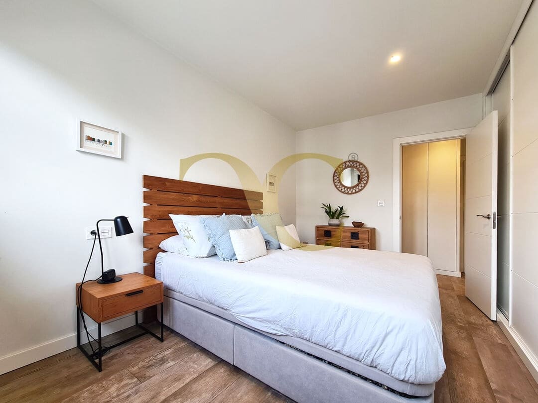 2 makuuhuone Asunto myytävänä paikassa Gijon - 390 000 € (Ref: 9559336)