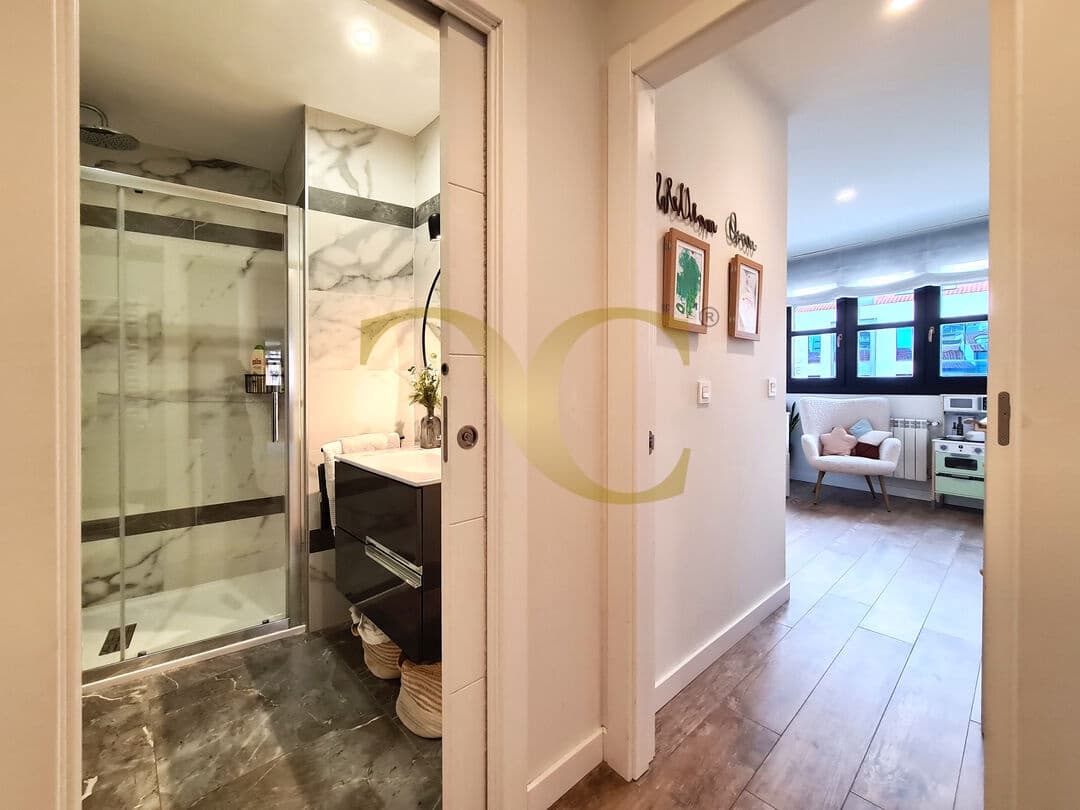 2 makuuhuone Asunto myytävänä paikassa Gijon - 390 000 € (Ref: 9559336)