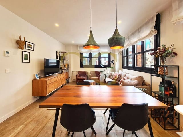 2 makuuhuone Asunto myytävänä paikassa Centro Urbano, Gijón - 390 000 € (Ref: 9559336)