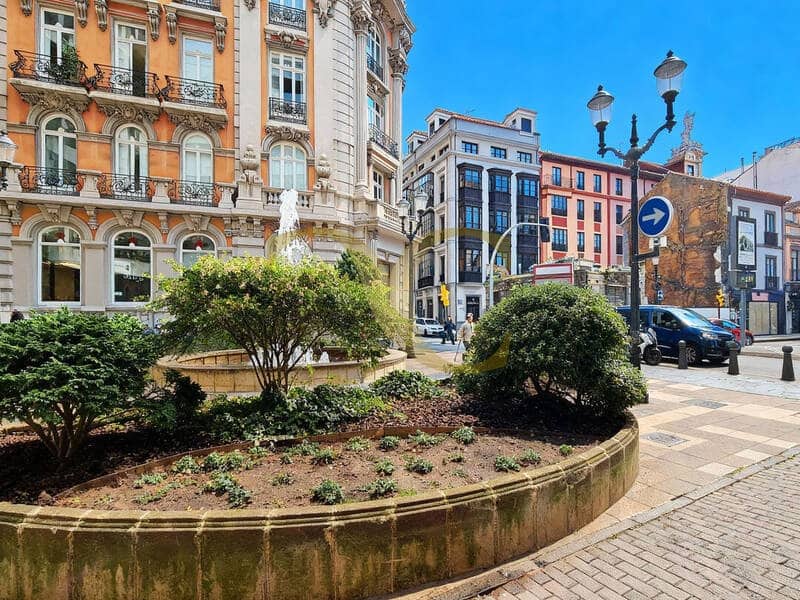 2 makuuhuone Asunto myytävänä paikassa Gijon - 390 000 € (Ref: 9559336)