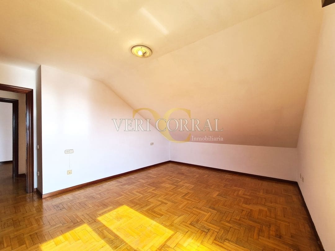 3 makuuhuone Huoneisto myytävänä paikassa Gijon - 380 000 € (Ref: 9572251)