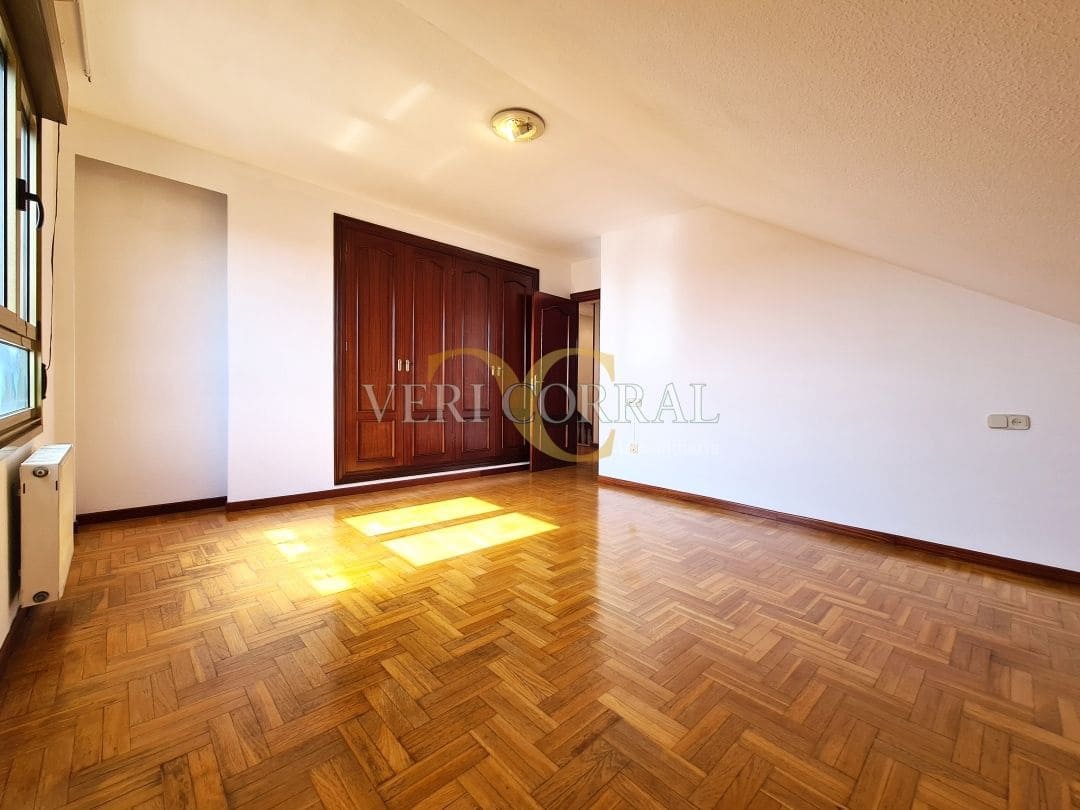 3 makuuhuone Huoneisto myytävänä paikassa Gijon - 380 000 € (Ref: 9572251)