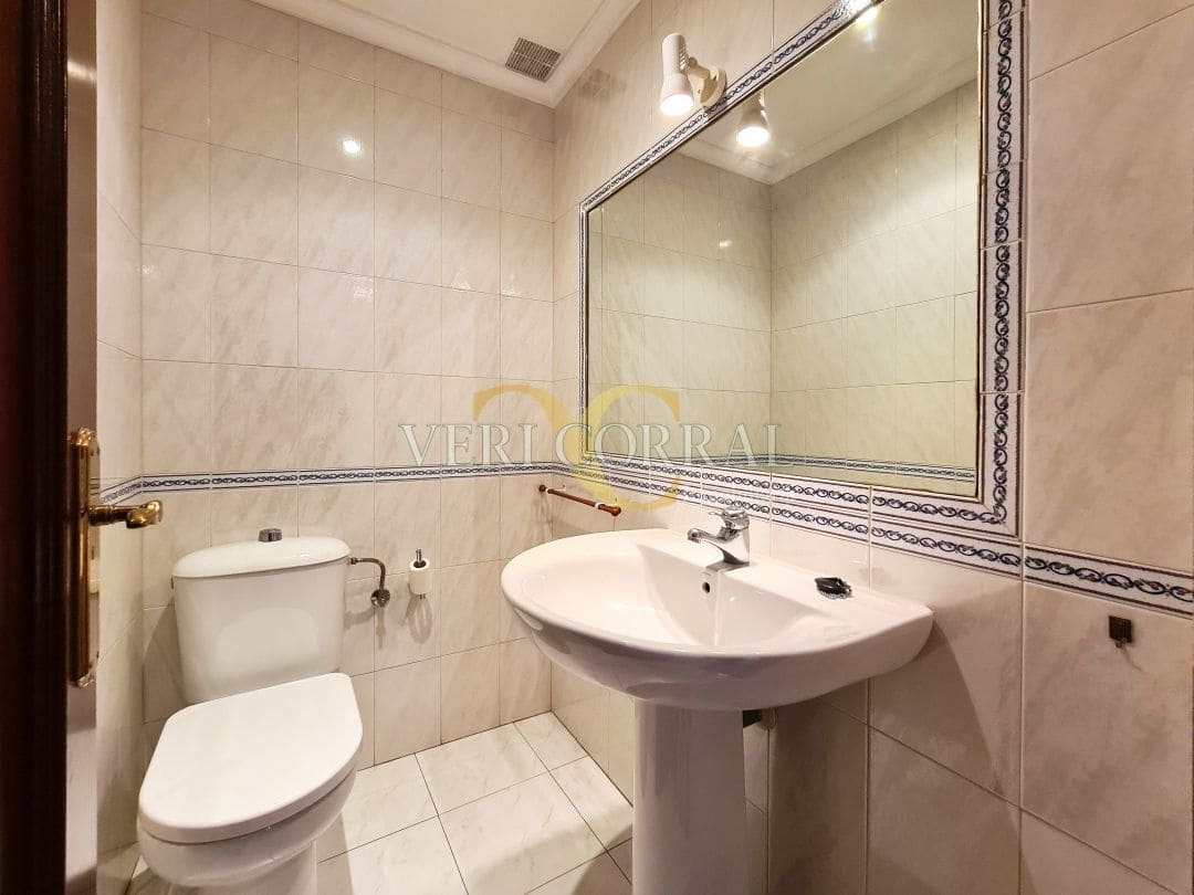 3 makuuhuone Huoneisto myytävänä paikassa Gijon - 380 000 € (Ref: 9572251)