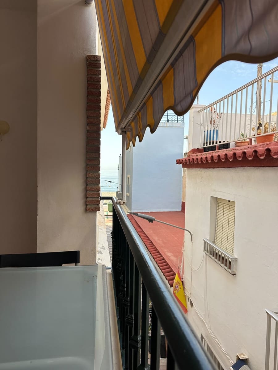 2 soveværelse Lejlighed til salg i Caleta de Velez med garage - € 280.000 (Ref: 10057147)