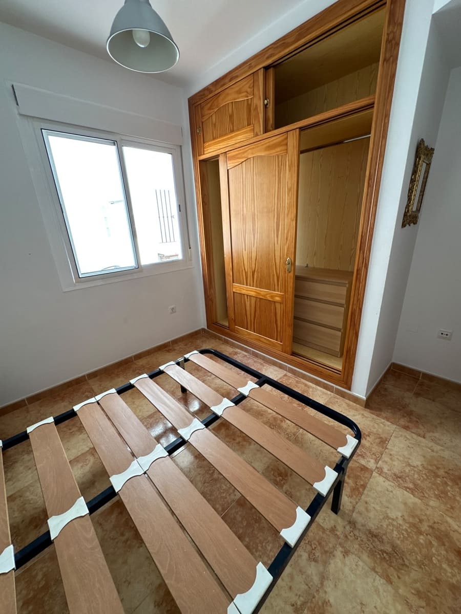 2 soveværelse Lejlighed til salg i Caleta de Velez med garage - € 280.000 (Ref: 10057147)