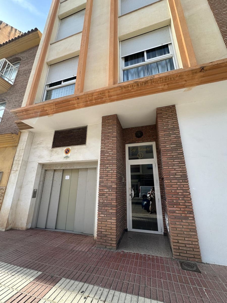 2 soveværelse Lejlighed til salg i Caleta de Velez med garage - € 280.000 (Ref: 10057147)