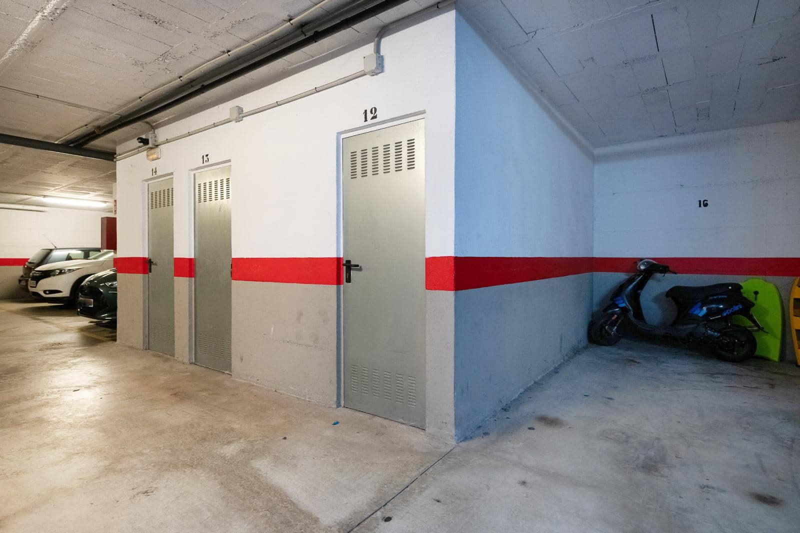 2 soveværelse Lejlighed til salg i La Cala del Moral med swimmingpool garage - € 340.000 (Ref: 10144889)