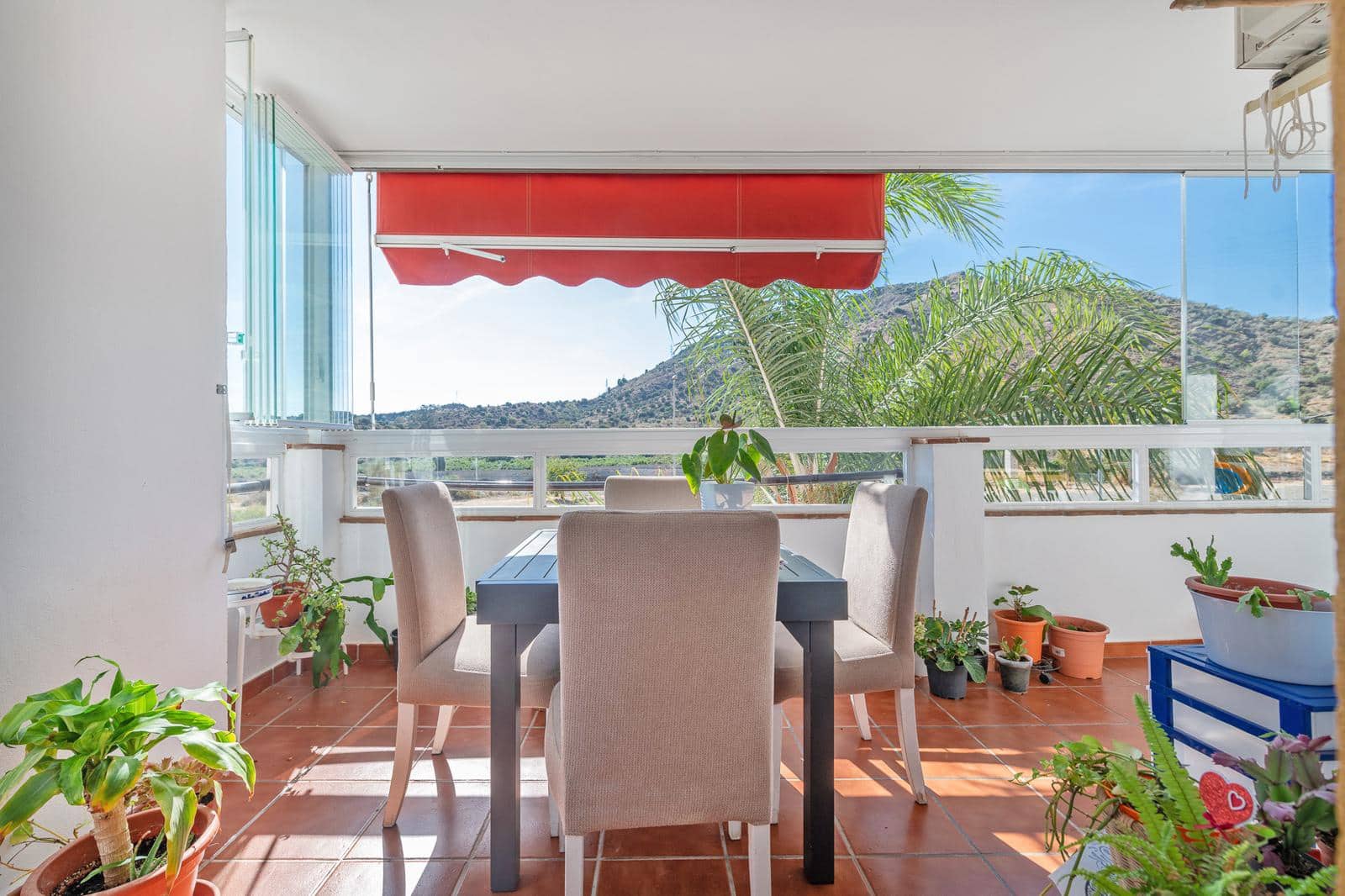 2 soveværelse Lejlighed til salg i La Cala del Moral med swimmingpool garage - € 340.000 (Ref: 10144889)