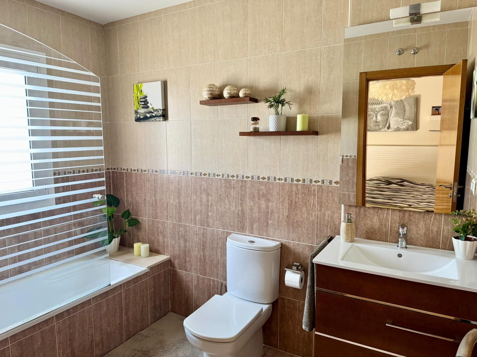 4 bedroom Villa for sale in Almayate with pool garage - € 445,000 (Ref: 10163444)