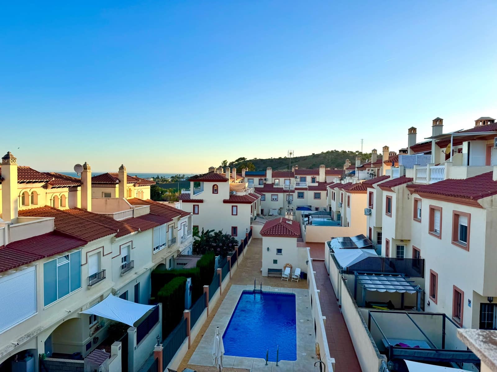 4 bedroom Villa for sale in Almayate with pool garage - € 445,000 (Ref: 10163444)