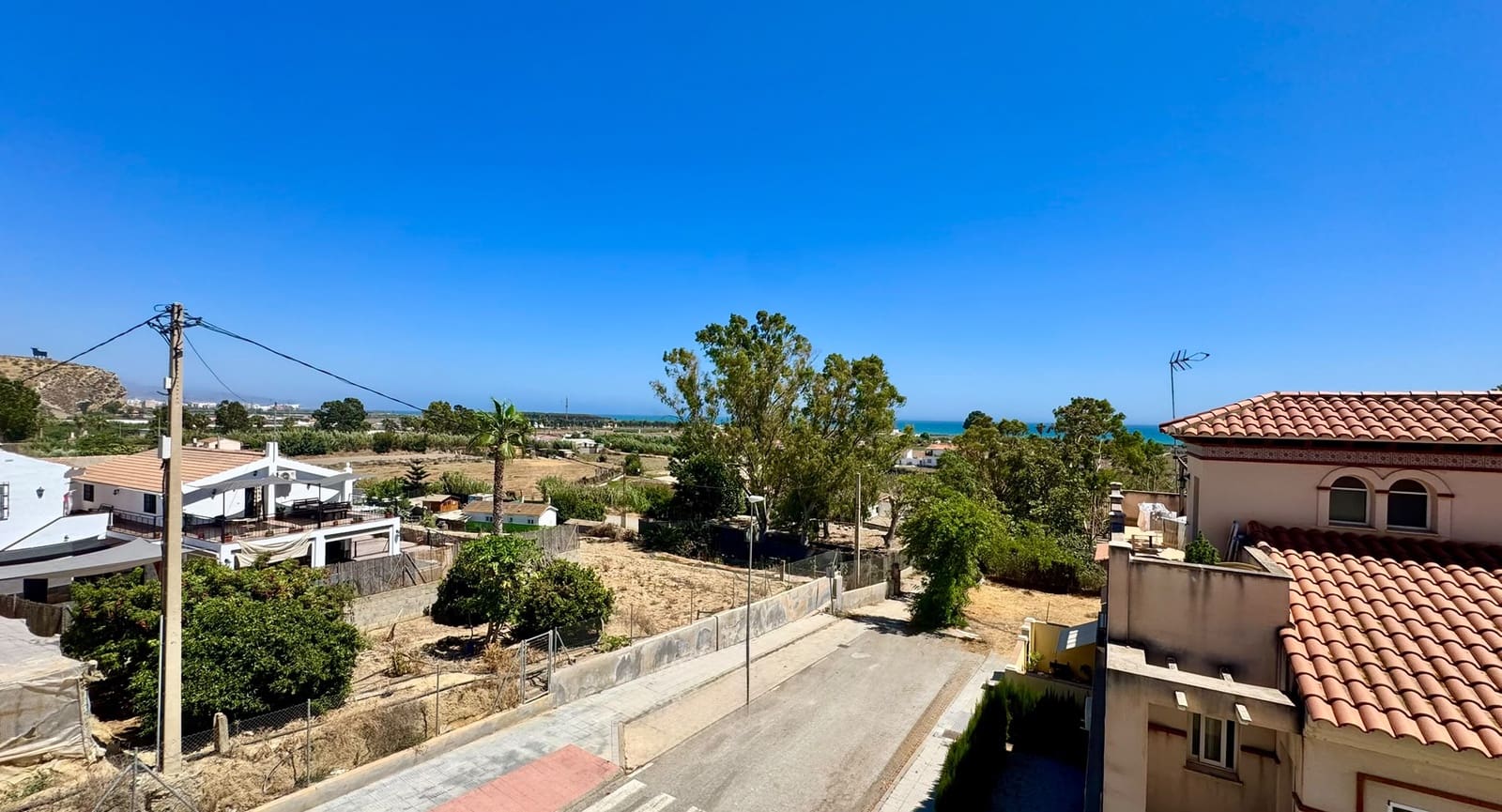 4 bedroom Villa for sale in Almayate with pool garage - € 445,000 (Ref: 10163444)
