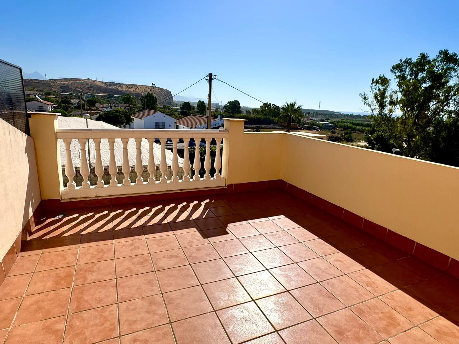 4 bedroom Villa for sale in Almayate with pool garage - € 445,000 (Ref: 10163444)