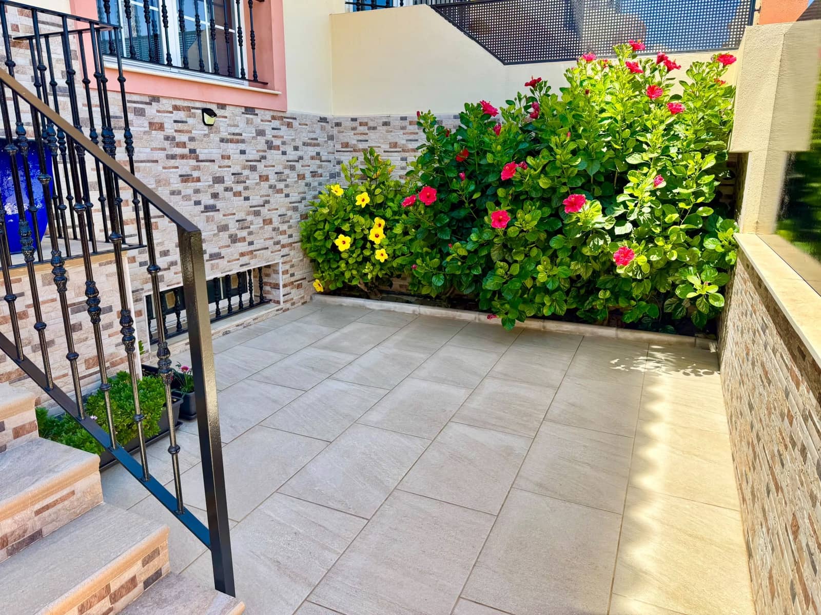 4 bedroom Villa for sale in Almayate with pool garage - € 445,000 (Ref: 10163444)