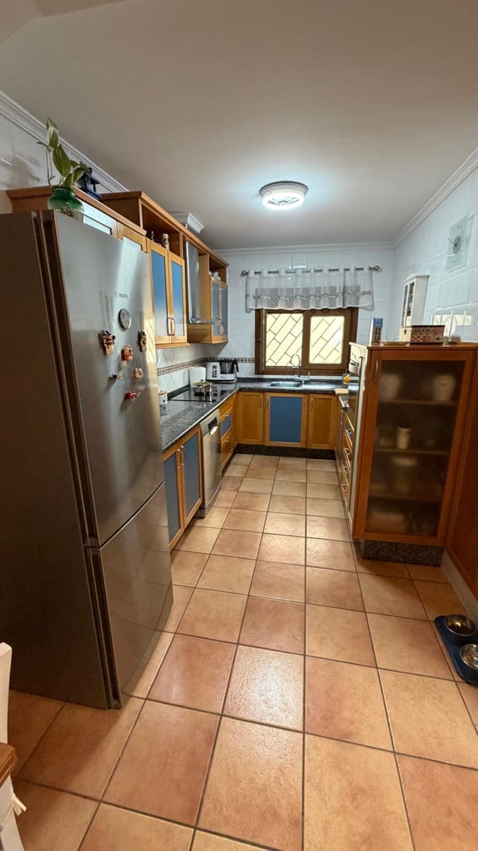 4 makuuhuone Omakotitalo myytävänä paikassa Malaga kaupunki mukana 
autotalli - 455 000 € (Ref: 10163477)