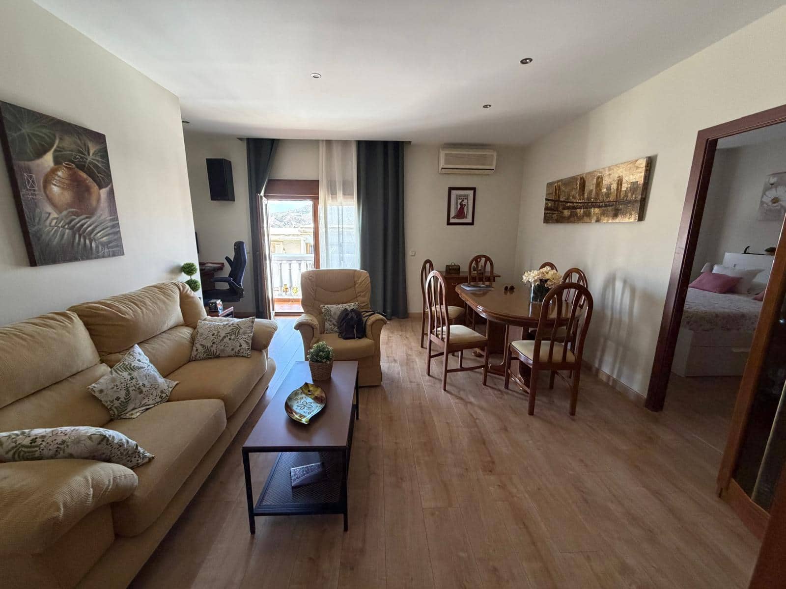 4 makuuhuone Omakotitalo myytävänä paikassa Malaga kaupunki mukana 
autotalli - 455 000 € (Ref: 10163477)