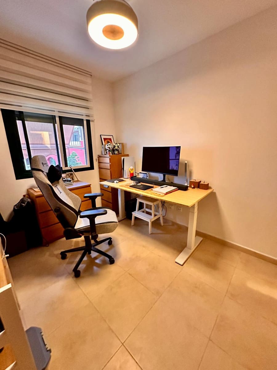 3 sypialnia Apartament na sprzedaż w Torre del Mar z basenem garażem - 429 900 € (Ref: 10180922)
