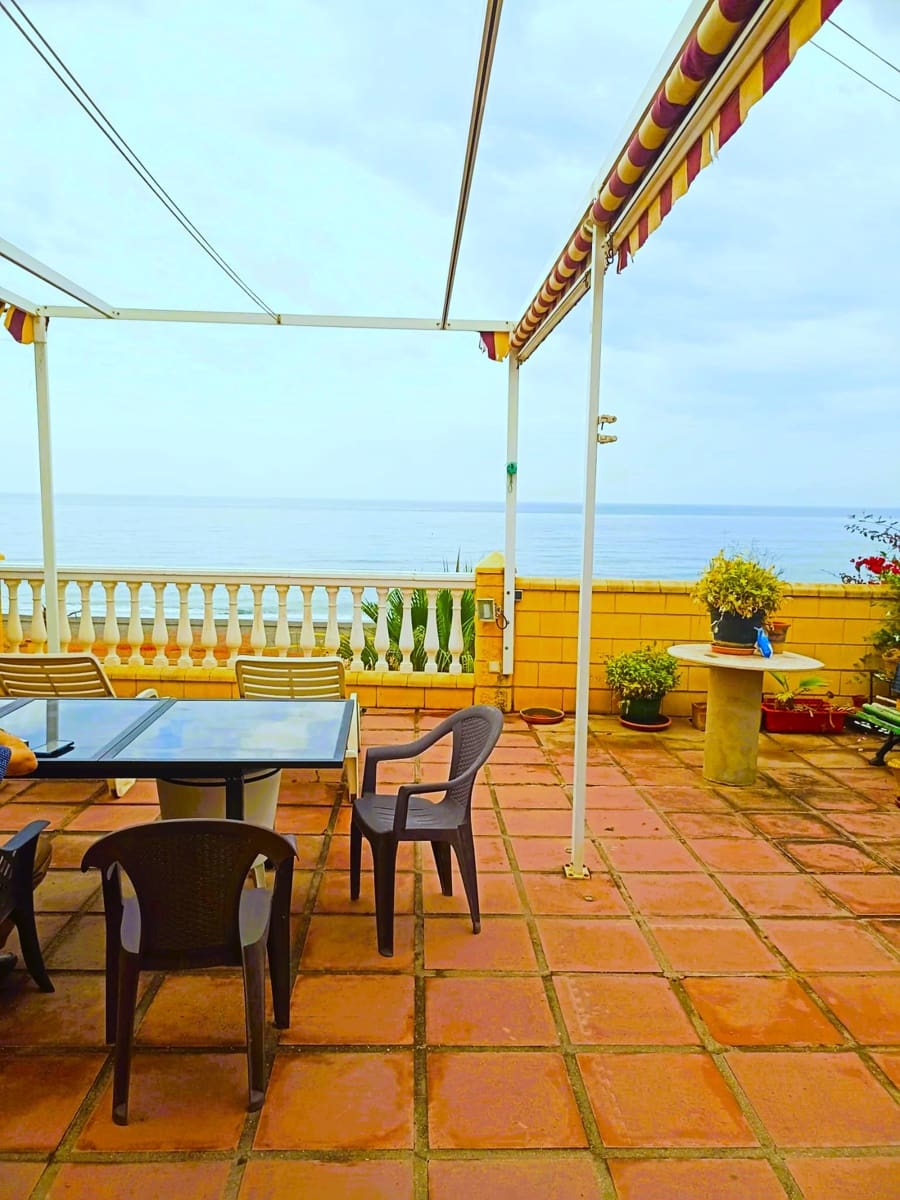 4 soveværelse Villa til salg i Benajarafe med swimmingpool - € 950.000 (Ref: 6757162)