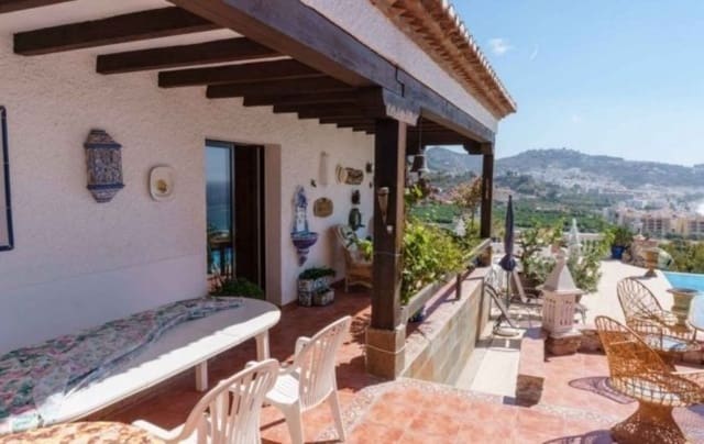 5 sypialnia Willa na sprzedaż w La Herradura, Almuñécar z basenem - 1 200 000 € (Ref: 6780294)