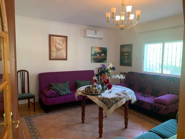 3 sovrum Villa till salu i Alcaucín - 279 000 € (Ref: 7716541)