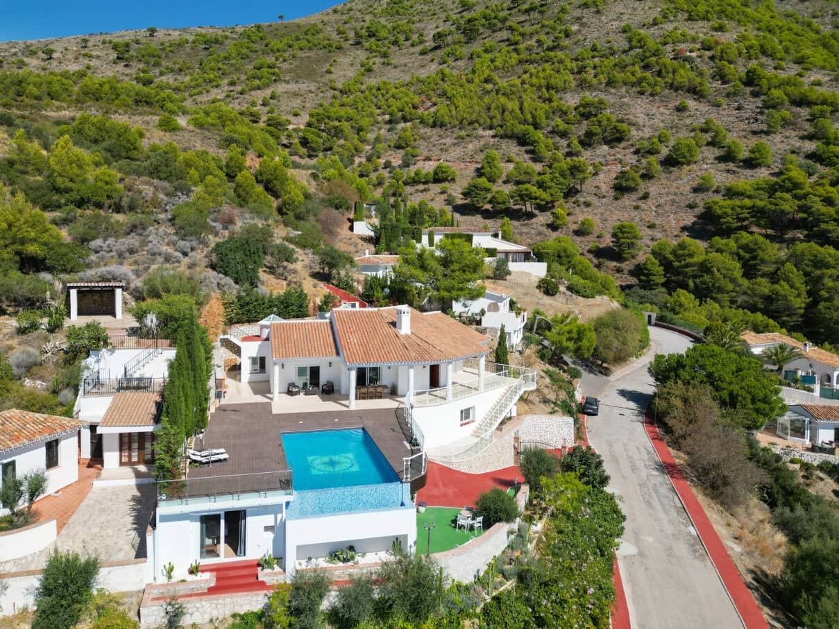 Byhus til salg i Mijas - € 1.500.000 (Ref: 7912902)