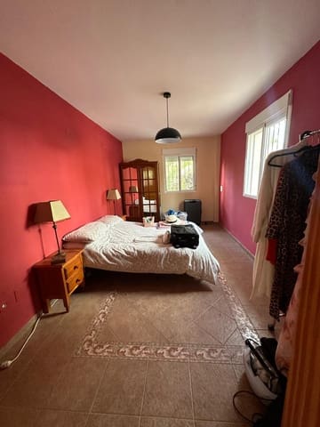 4 slaapkamer Villa te koop in Almayate, Vélez-Málaga - € 350.000 (Ref: 8531194)