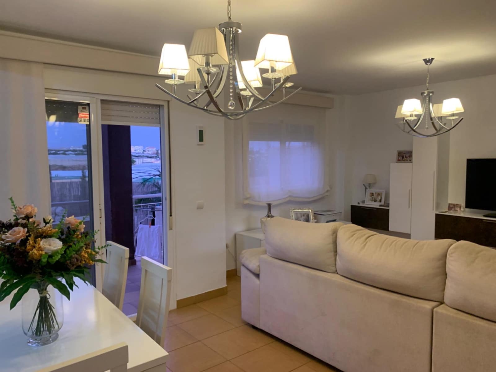 3 sypialnia Willa na sprzedaż w Torrox-Costa z basenem garażem - 369 000 € (Ref: 8546100)