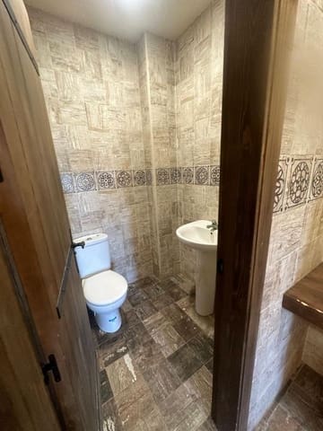 Shop for sale in Torre del Mar, Vélez-Málaga - € 195,000 (Ref: 8650927)