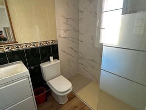 4 slaapkamer Halfvrijstaande villa te koop in Almayate met zwembad garage - € 350.000 (Ref: 9678130)