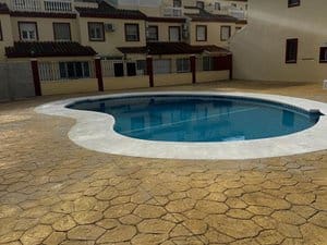 4 slaapkamer Halfvrijstaande villa te koop in Almayate met zwembad garage - € 350.000 (Ref: 9678130)