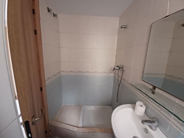 3 makuuhuone Huoneisto myytävänä paikassa Torre del Mar, Vélez-Málaga mukana uima-altaan - 285 000 € (Ref: 9699226)