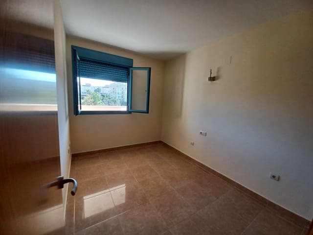 3 makuuhuone Huoneisto myytävänä paikassa Torre del Mar, Vélez-Málaga mukana uima-altaan - 285 000 € (Ref: 9699226)