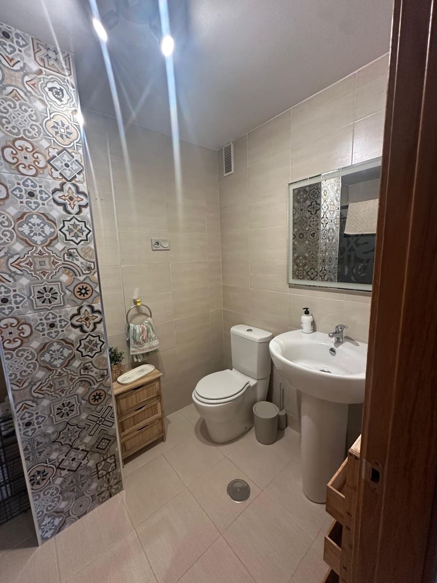 Adosado de 3 habitaciones en Caleta de Vélez en venta con piscina - 430.000 € (Ref: 9735960)