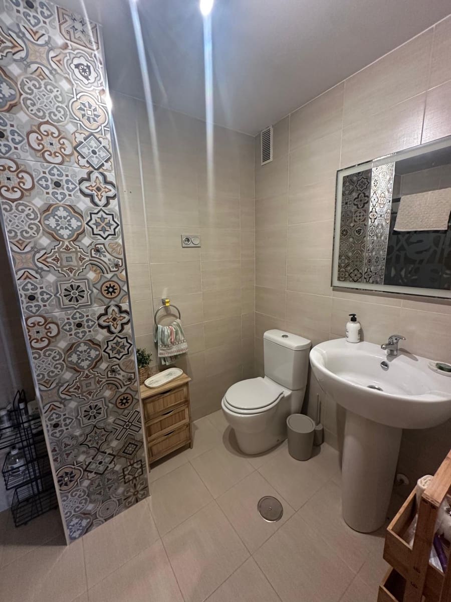 Adosado de 3 habitaciones en Caleta de Vélez en venta con piscina - 430.000 € (Ref: 9735960)