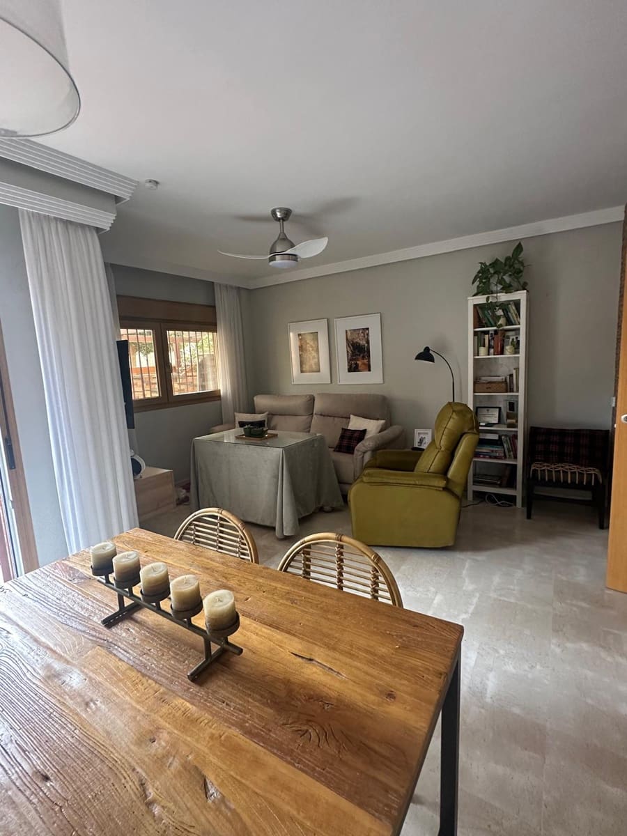 Adosado de 3 habitaciones en Caleta de Vélez en venta con piscina - 430.000 € (Ref: 9735960)