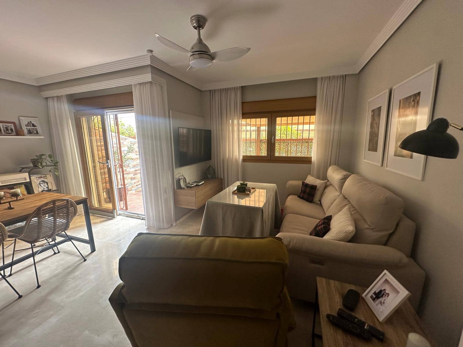 Adosado de 3 habitaciones en Caleta de Vélez en venta con piscina - 430.000 € (Ref: 9735960)