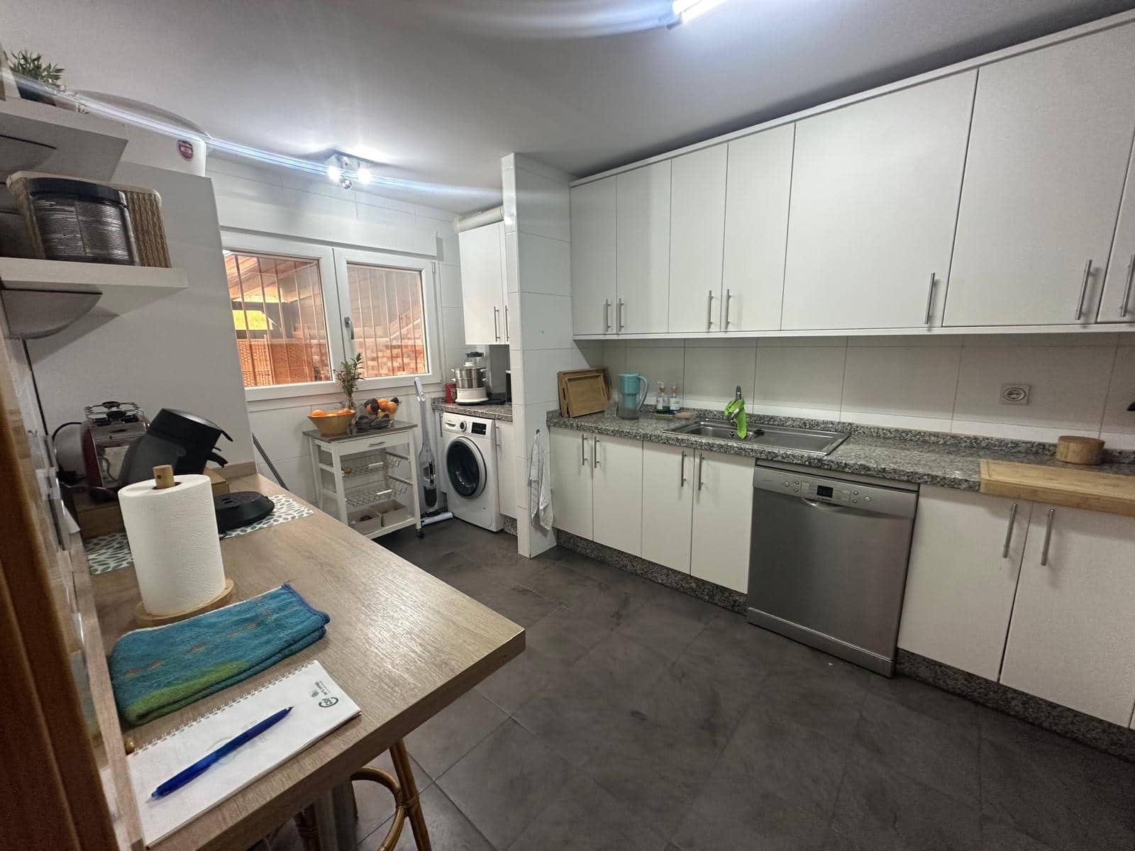 Adosado de 3 habitaciones en Caleta de Vélez en venta con piscina - 430.000 € (Ref: 9735960)