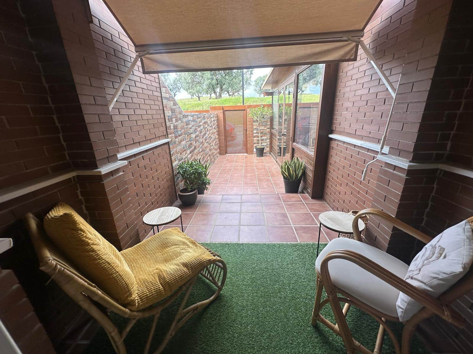 Adosado de 3 habitaciones en Caleta de Vélez en venta con piscina - 430.000 € (Ref: 9735960)