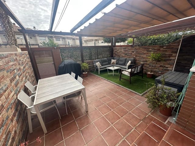 3 sovrum Radhus till salu i Caleta de Vélez, Vélez-Málaga med pool - 430 000 € (Ref: 9735960)