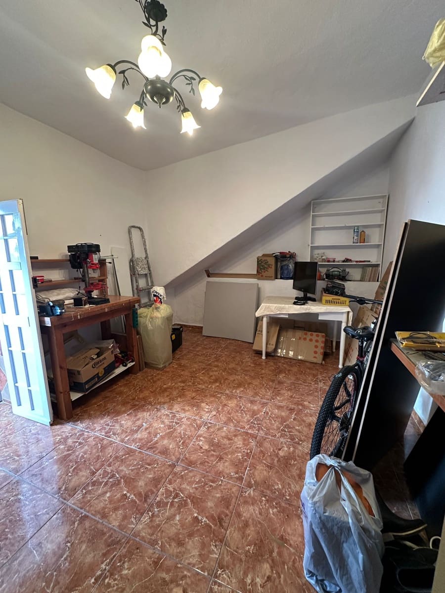 Townhouse for sale in Velez-Malaga - € 308,500 (Ref: 9784363)