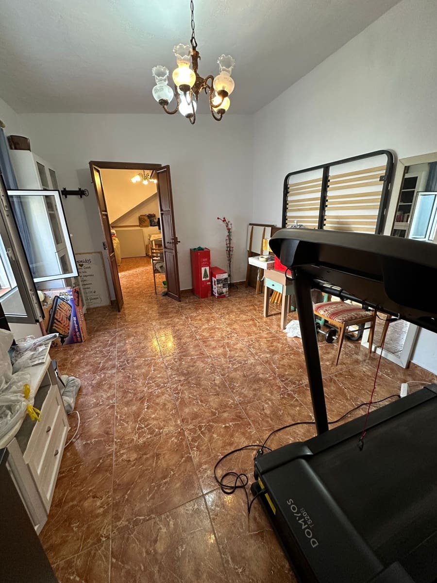 Townhouse for sale in Velez-Malaga - € 308,500 (Ref: 9784363)