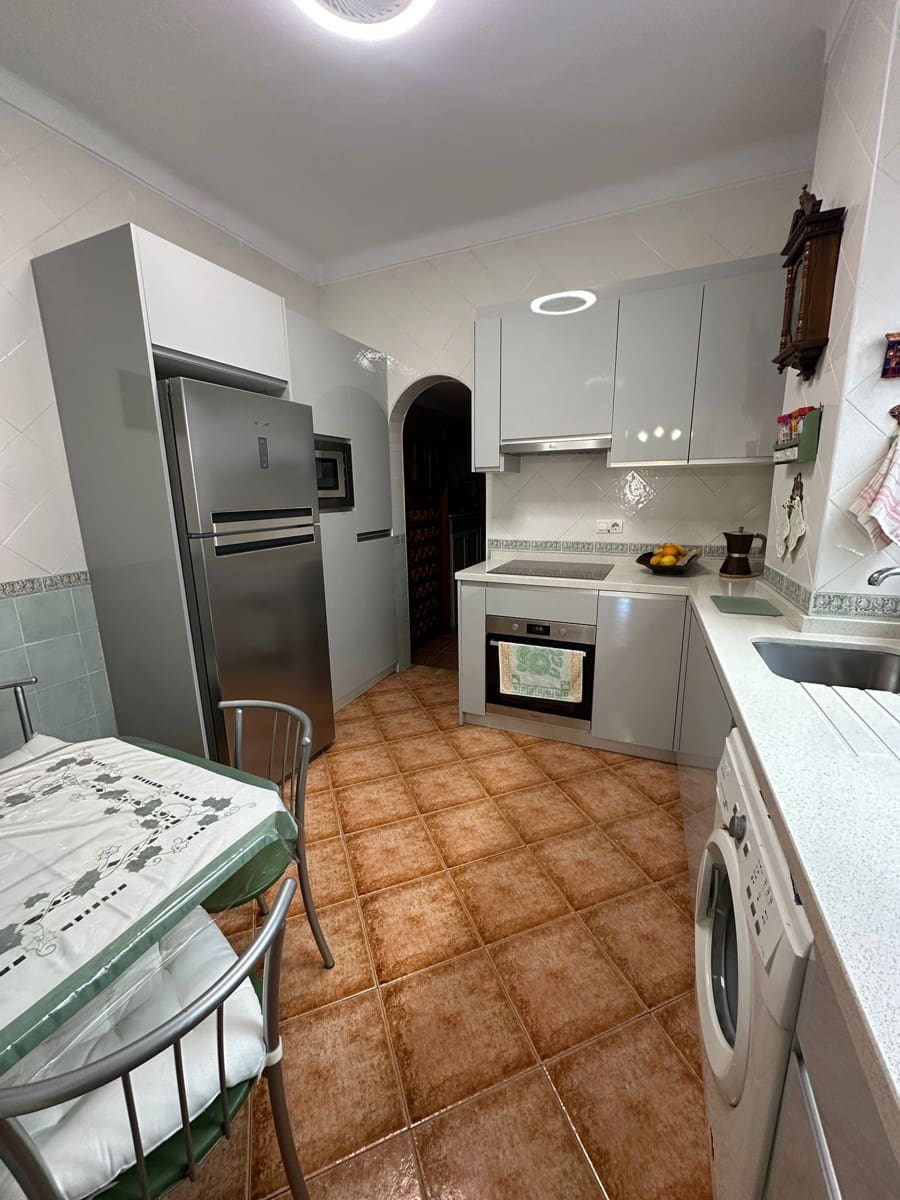 Townhouse for sale in Velez-Malaga - € 308,500 (Ref: 9784363)