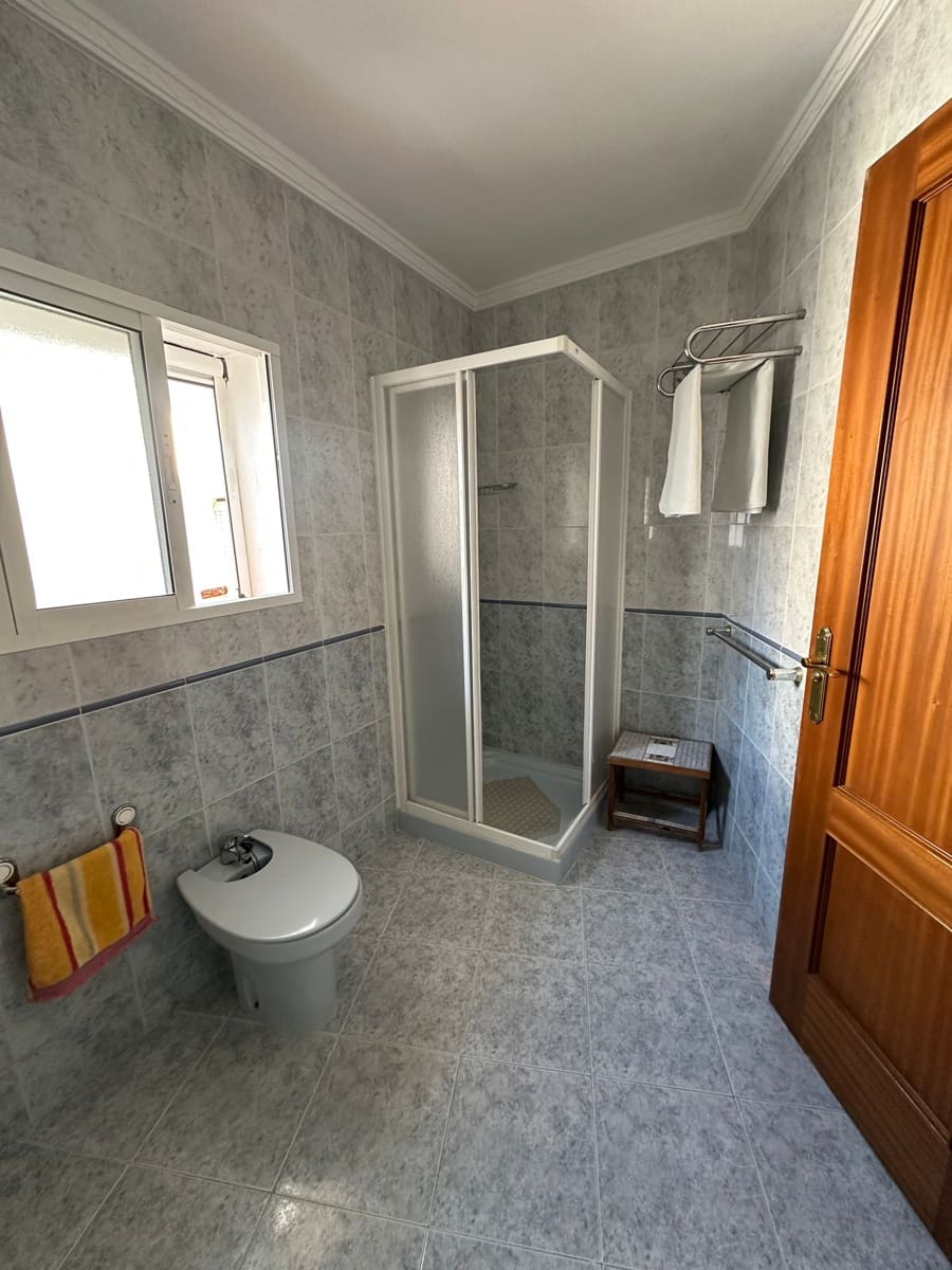 Townhouse for sale in Velez-Malaga - € 308,500 (Ref: 9784363)