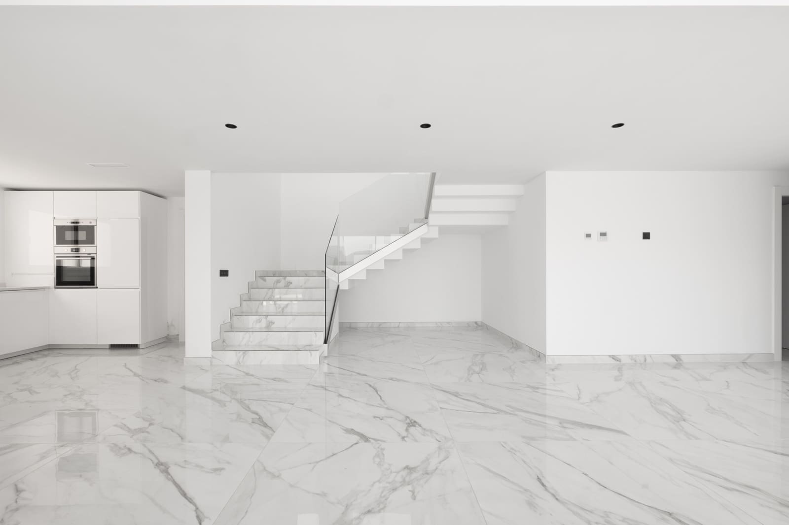 Villa for sale in Marbella with pool garage - € 1,599,000 (Ref: 9797413)