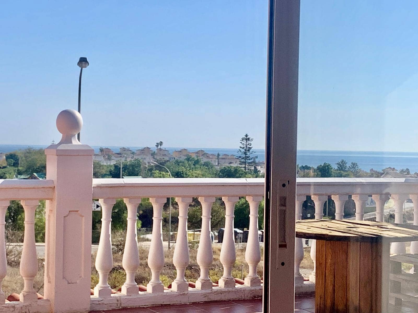 Casa de 3 habitaciones en Torrox Park en venta con piscina - 310.000 € (Ref: 9816267)