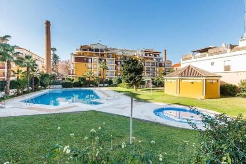 2 bedroom Penthouse for sale in Torre del Mar with pool garage - € 375,000 (Ref: 9838486)