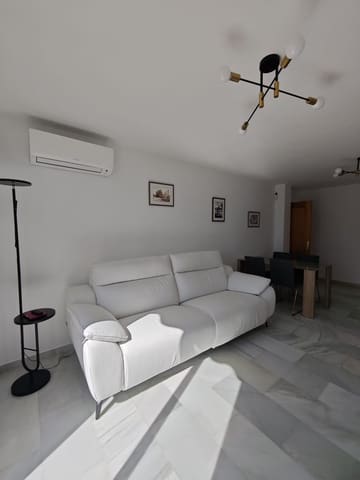 2 soveværelse Penthouse til salg i Torre del Mar, Vélez-Málaga med swimmingpool garage - € 375.000 (Ref: 9838486)