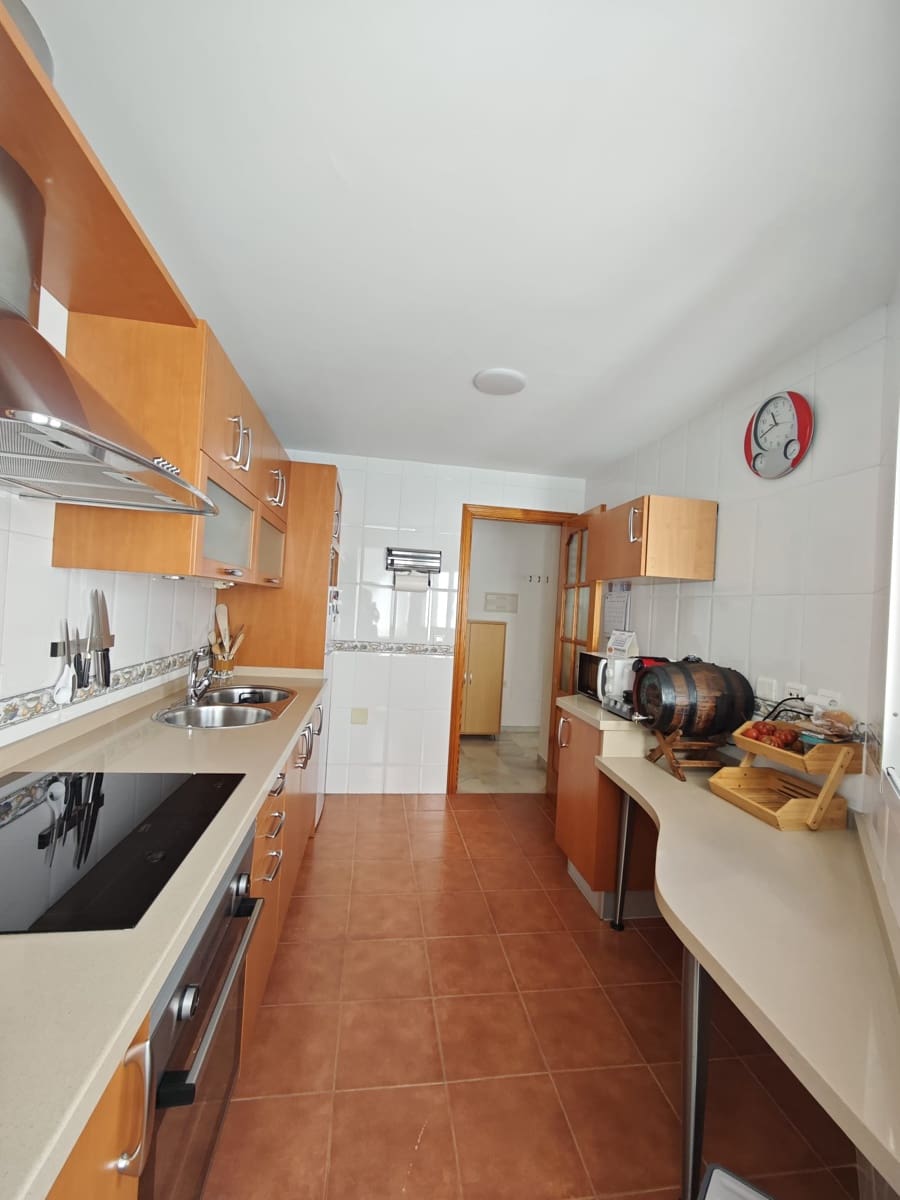2 bedroom Penthouse for sale in Torre del Mar with pool garage - € 375,000 (Ref: 9838486)